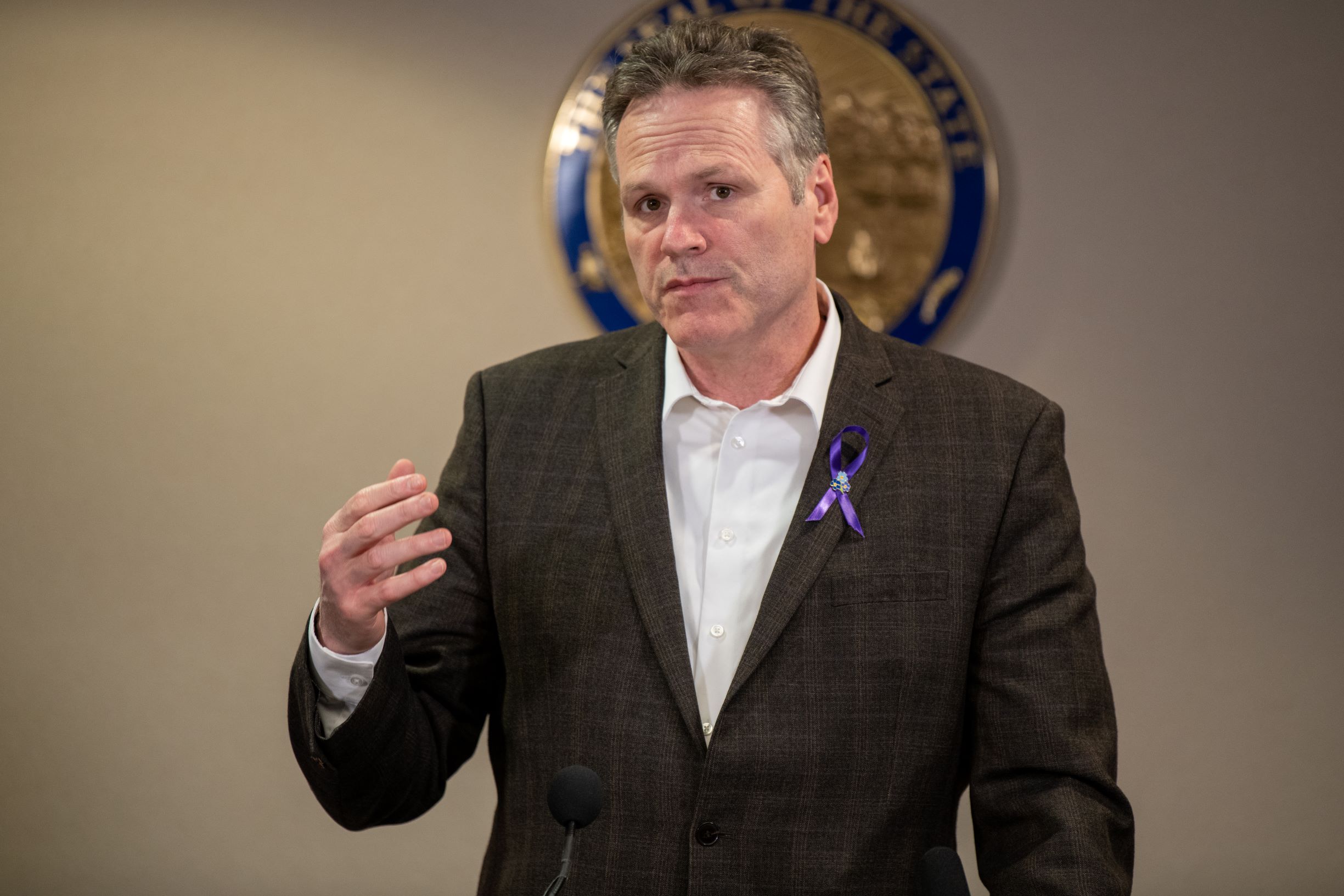 dunleavy still pushing for second pfd payment to alaskans alaska public media dunleavy still pushing for second pfd