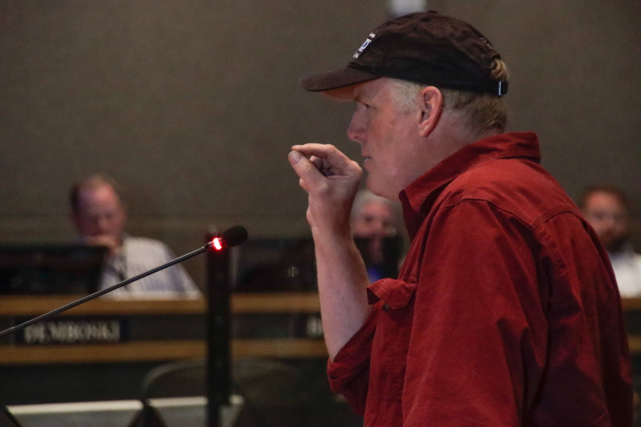 Anchorage Assembly postpones vote on process for removing mayor – Alaska Public Media
